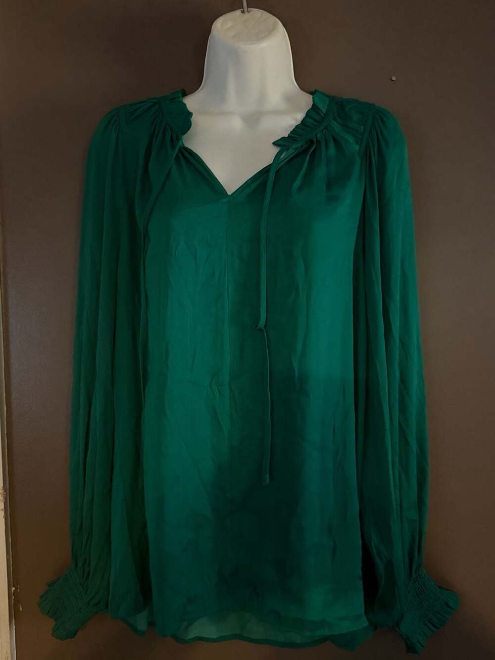 LOFT Blouse Size L Green V-Neck Long Sleeve Ruffle Trim Tie Neck